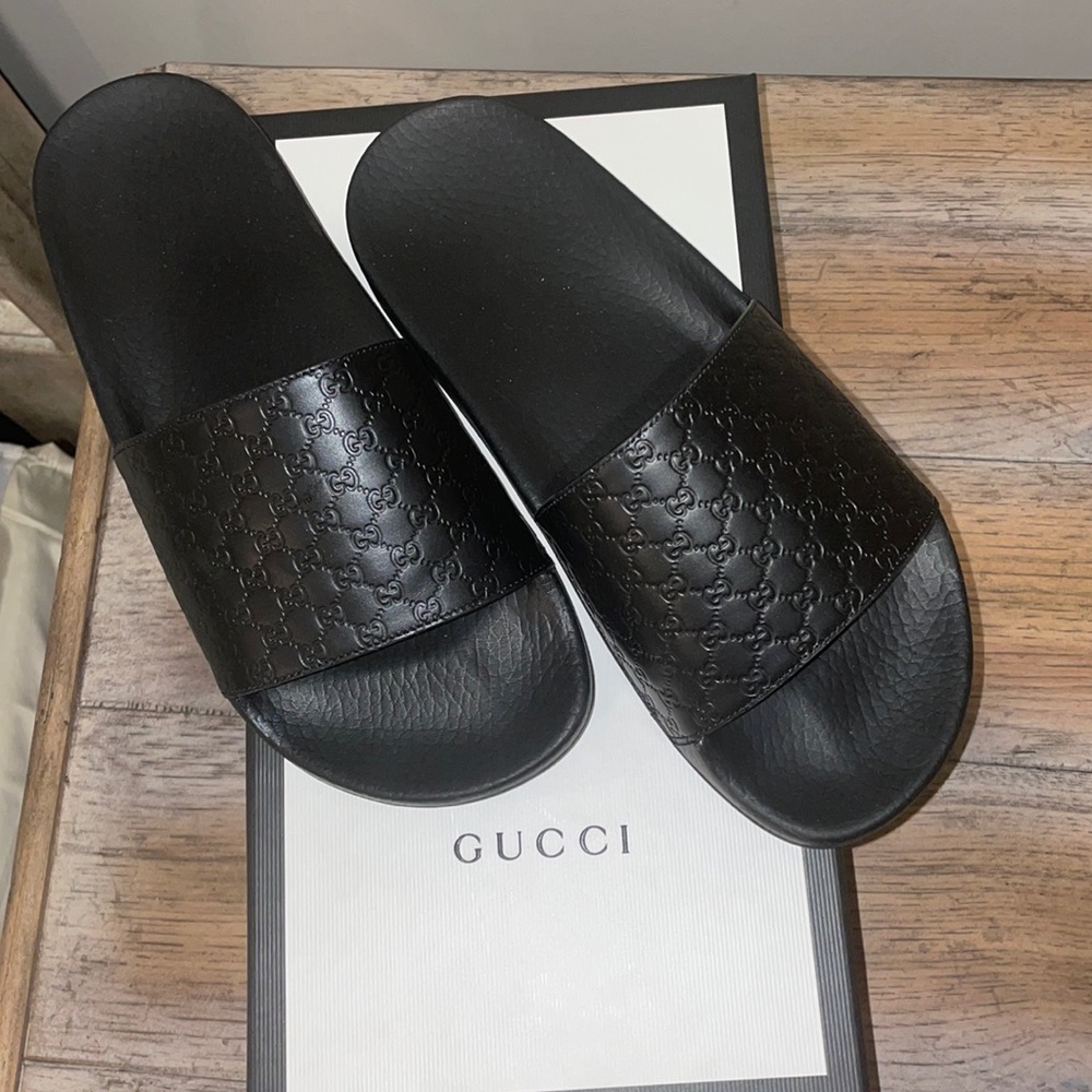 Gucci Micro Gg Leather Slide Sandals